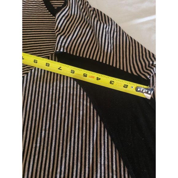 PHILOSOPHY SHARK BITE TUNIC SIZE MEDIUM LONG SLEEVE  BLACK TAN - Picture 6 of 6